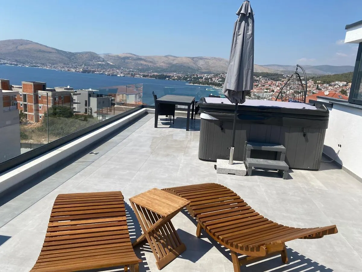 Penthouse Maus Apartment Trogir